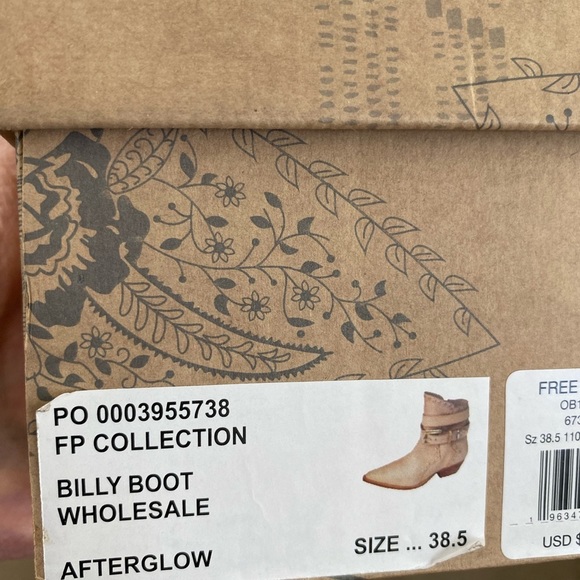 Free People Cream Ankle Boots - Picture 11 of 14